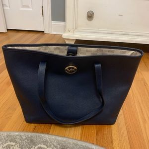 Michael Kors medium size tote